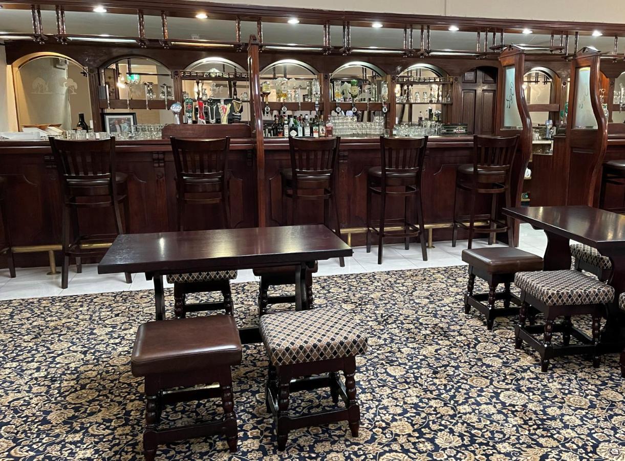 Grand Hotel Moate Dış mekan fotoğraf
